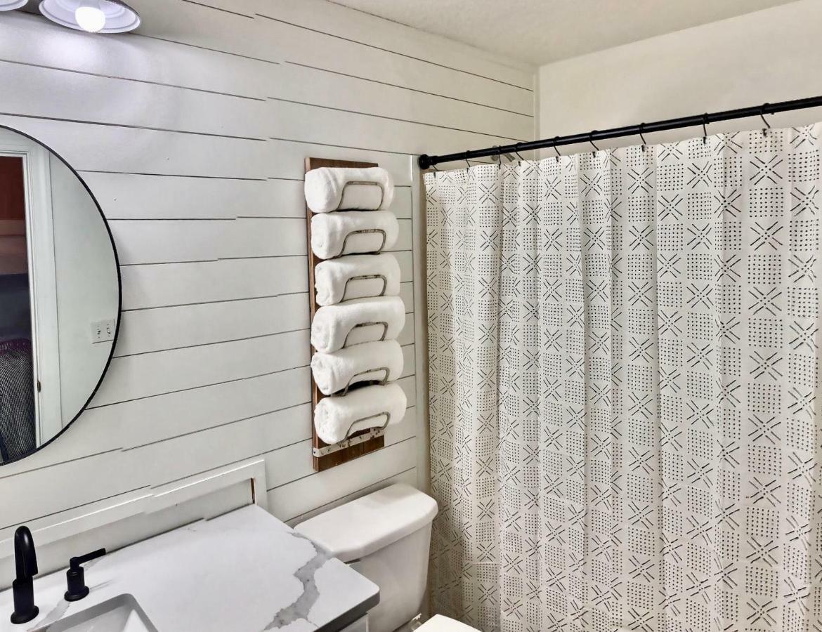 Barefoot Bliss - Beachfront Condo - Sleeps 12 Panama City Beach Exterior foto
